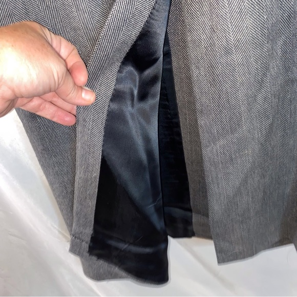 Saks Fifth Avenue Vtg Men’s Gray Wool Trench Coat 46R Long Line Gentleman’s - Picture 8 of 12